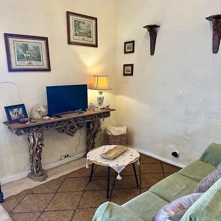 Casa Castelo * וילה פרנקה דה שירה